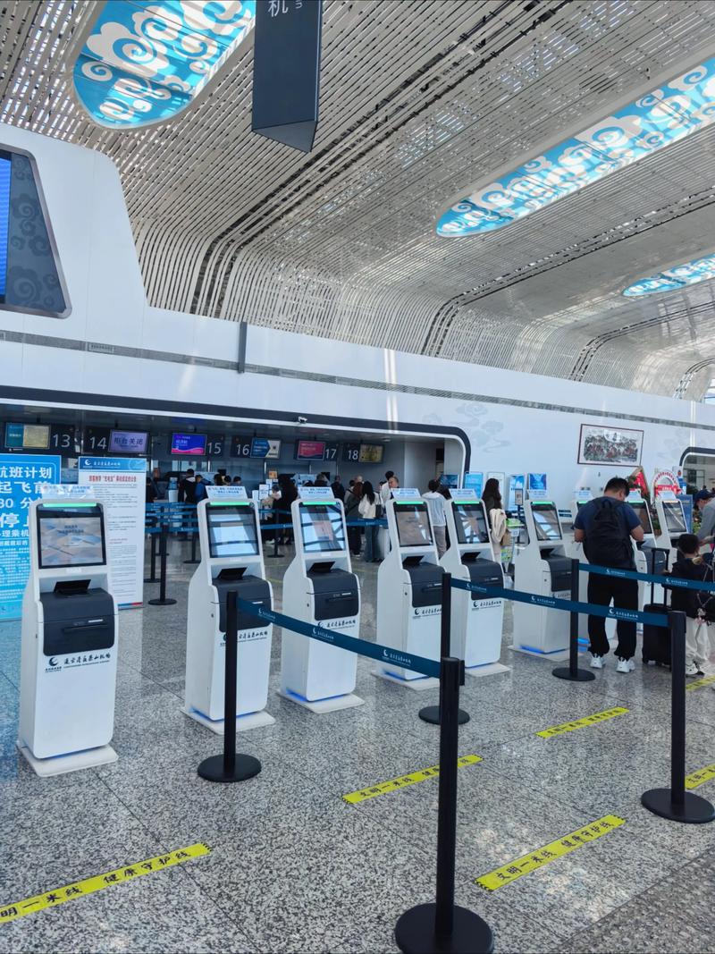 宁波机场回应旅客在候机室抽电子烟