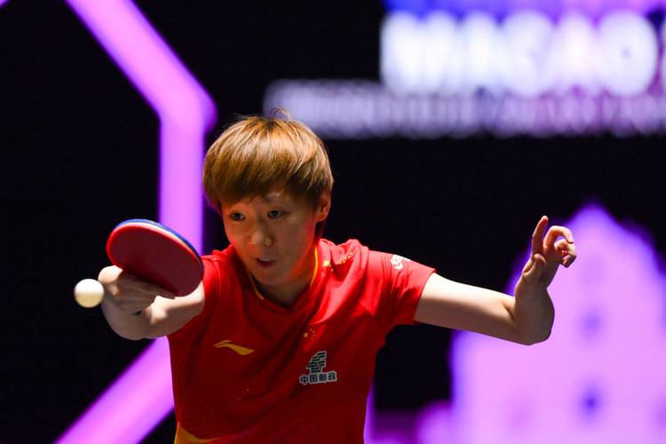 王曼昱4比1钱天一 晋级女单八强