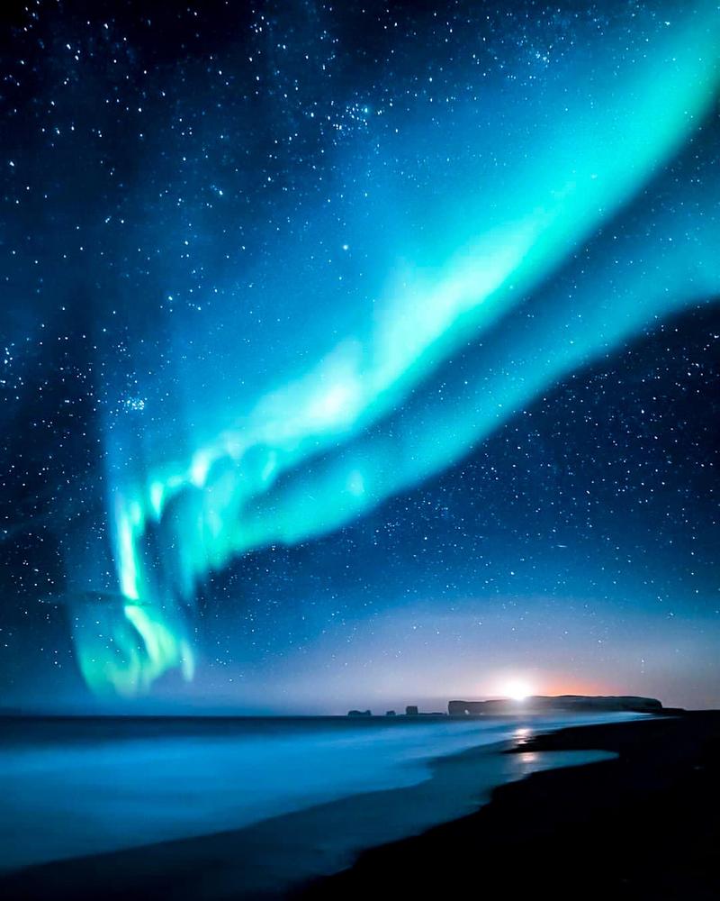 内蒙古呼伦贝尔夜空现绚丽极光