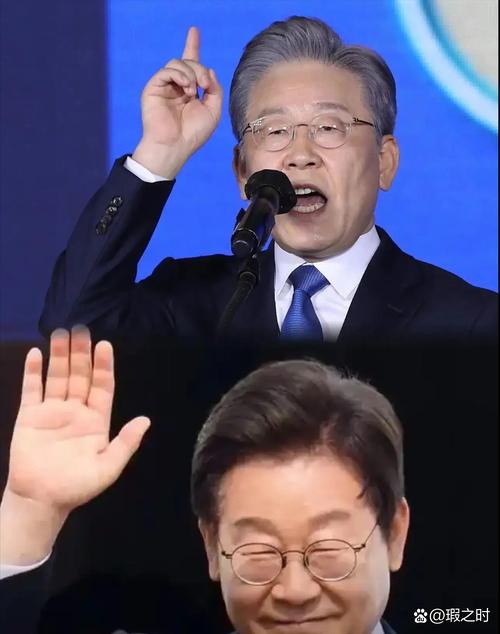 李在明开会时3名官员轮流自拍