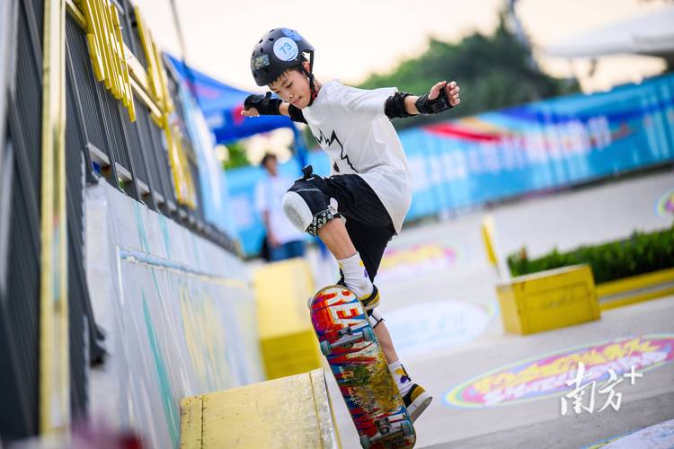 小孩哥小孩姐惊艳十五运会