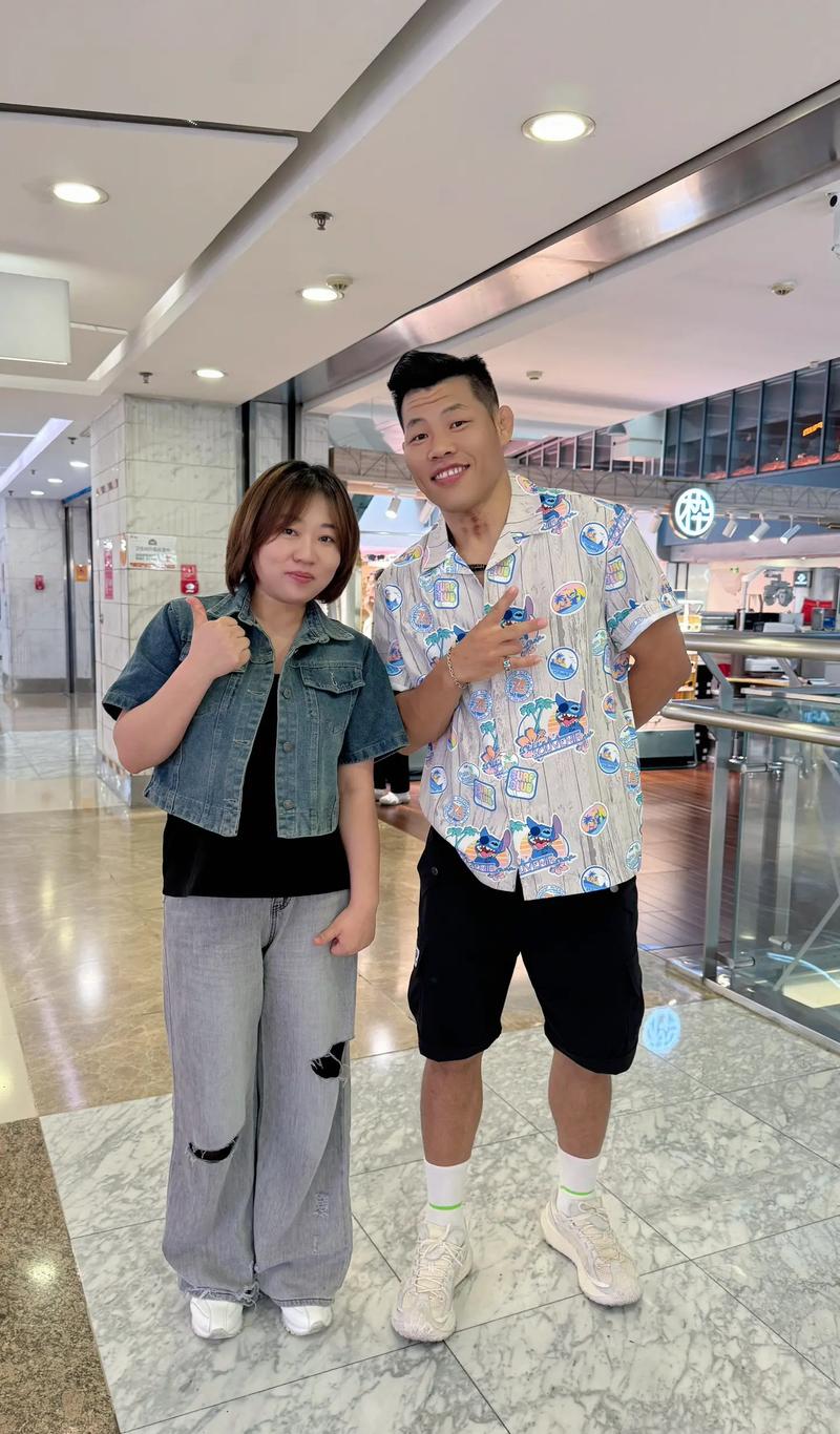 李景亮赴纽约助阵张伟丽