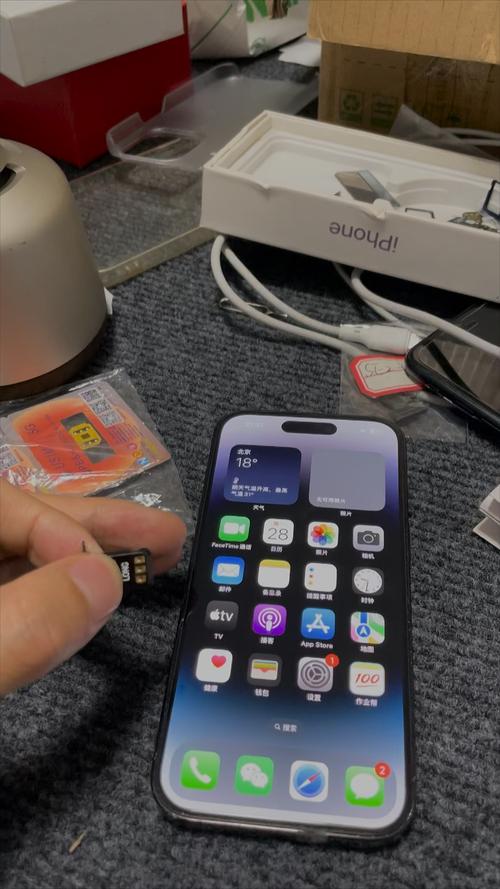 苹果8手机如何放手机卡？SIM卡插槽位置在哪？