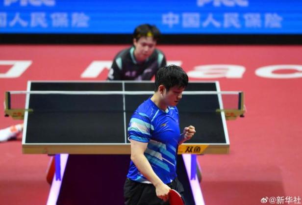 王楚钦回应不敌樊振东