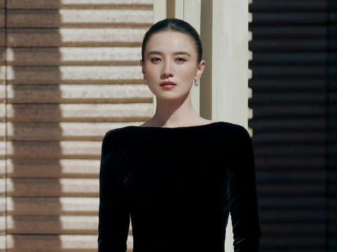 宋佳获金鸡奖最佳女主角奖