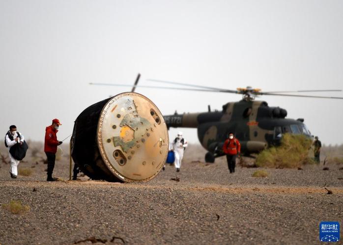第一视角开返回舱舱门