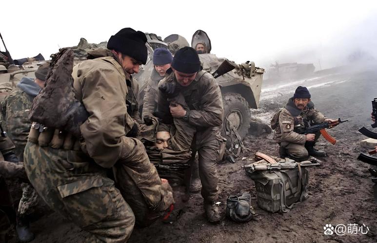 乌士兵地窝子里喝茶时被俄军俘虏