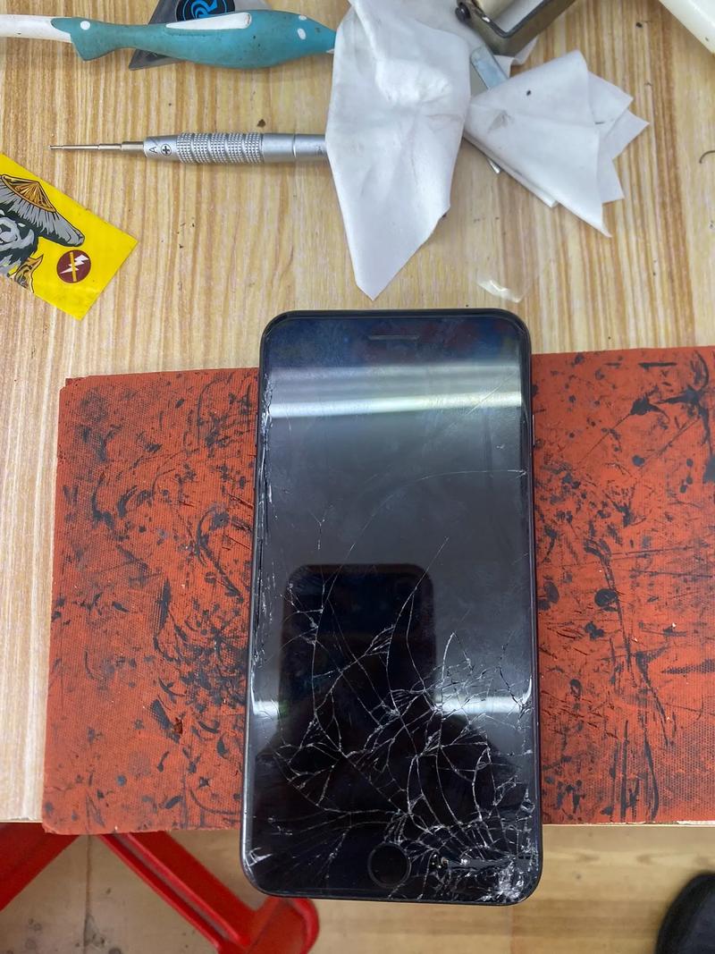 苹果7进水了如何修复手机